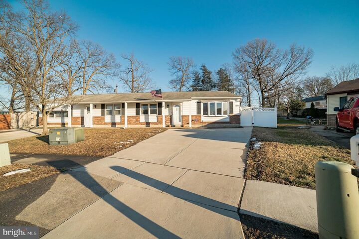 Property Photo:  1090 Notley Court  MD 21122 