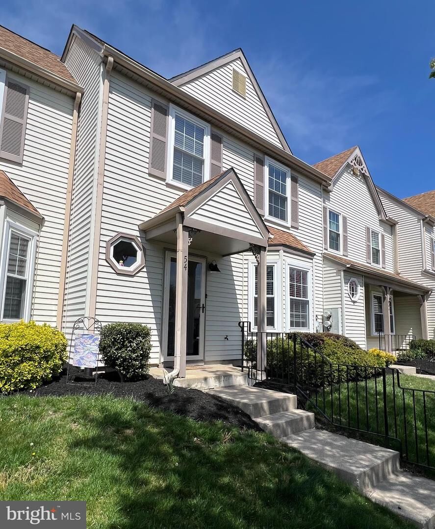 Property Photo:  54 Knoll Drive  NJ 08021 