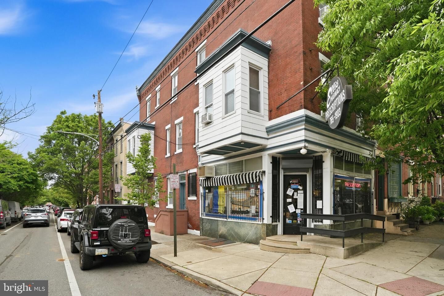 Property Photo: 2441 Brown Street 00 2F PA 19130