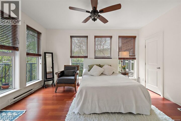 Property Photo:  101 Nursery Hill Drive 104  BC V9B 0H5 