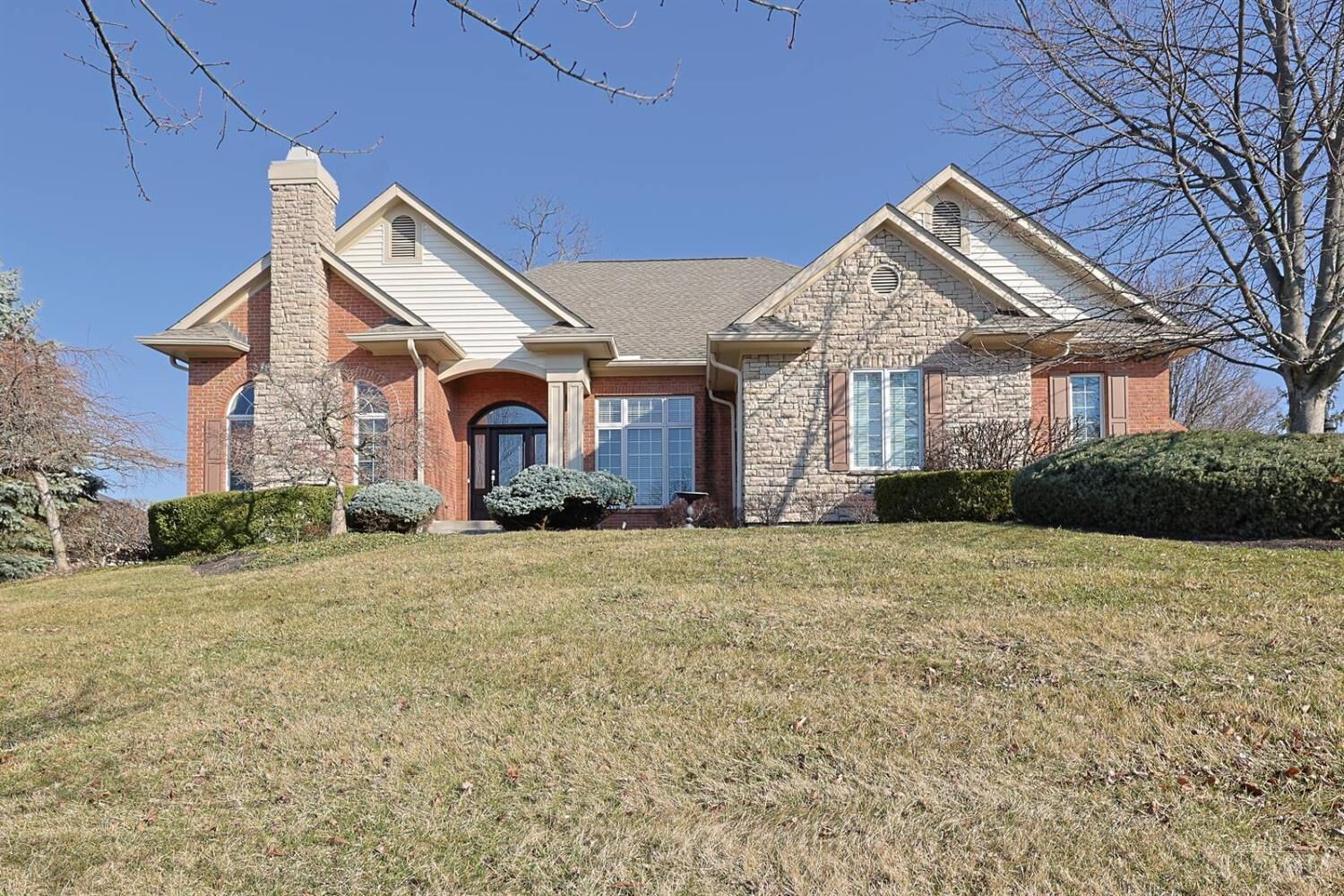 Property Photo:  2994 Twilight Drive  OH 45241 