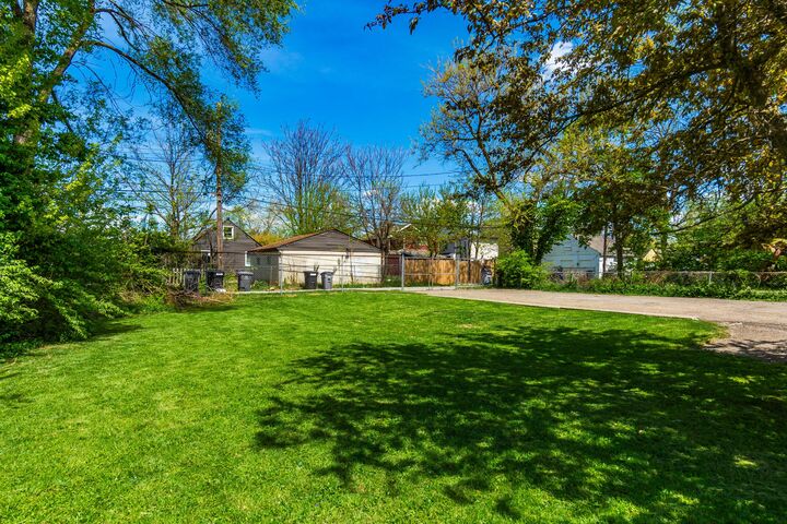 Property Photo:  1356 E Eighteenth Avenue  OH 43211 