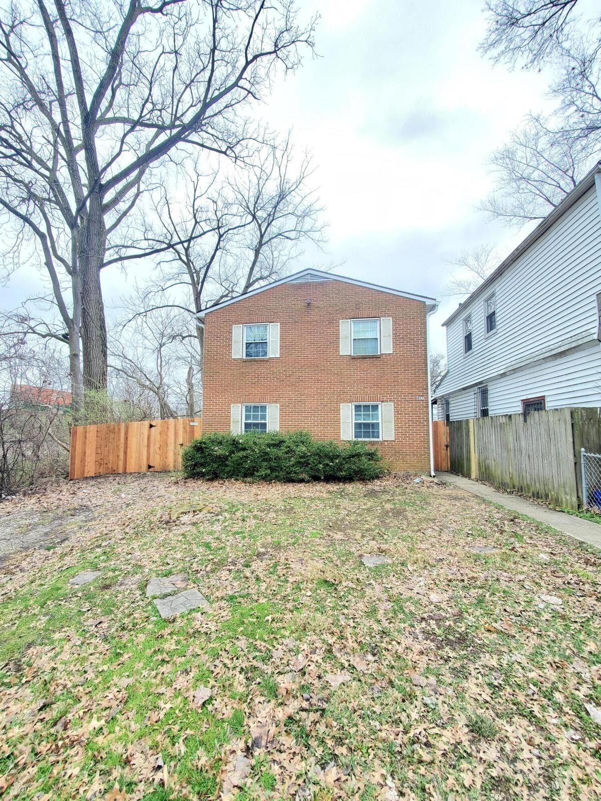 Property Photo:  497 E Oakland Avenue  OH 43202 