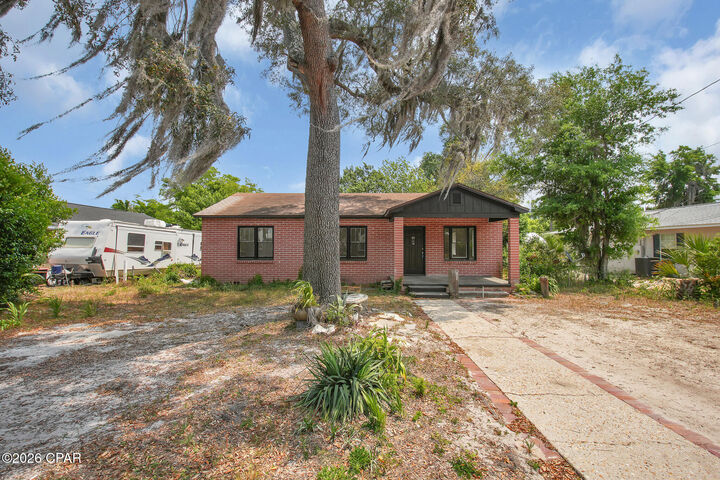 Property Photo:  1824 Grant Avenue  FL 32405 