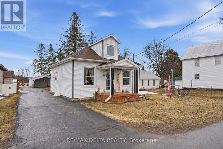 Property Photo:  474 Telegraph Road  ON K0B 1A0 