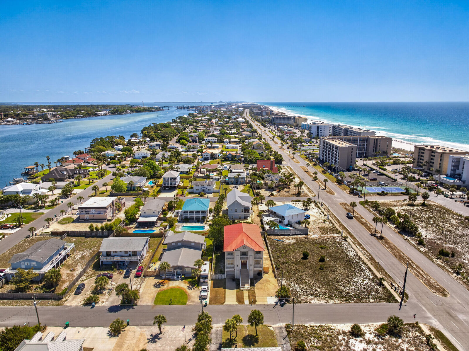 Property Photo:  738 Starfish Avenue  FL 32548 