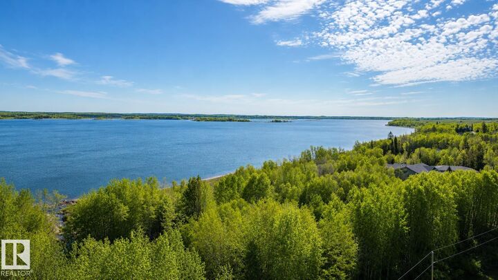 Property Photo: 115 57415 Range Road 101 AB T0A 3A1