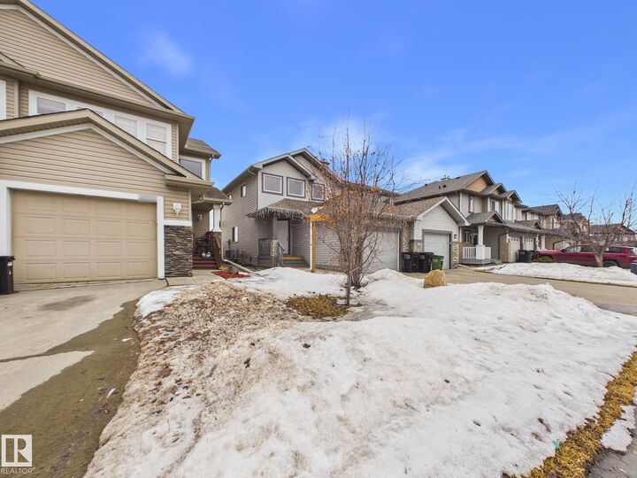 Property Photo:  9073 Scott Crescent NW  AB T6R 0E7 