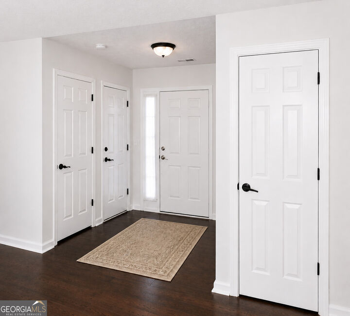 Property Photo:  795 Sunset Ridge Lane SE  GA 30045 