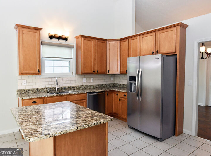 Property Photo: 795 Sunset Ridge Lane SE GA 30045
