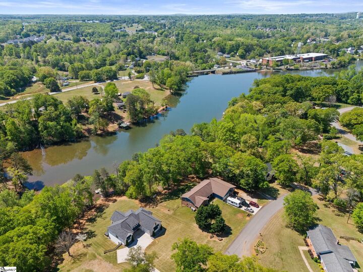 Property Photo:  105 Lake Forest Drive  SC 29651 