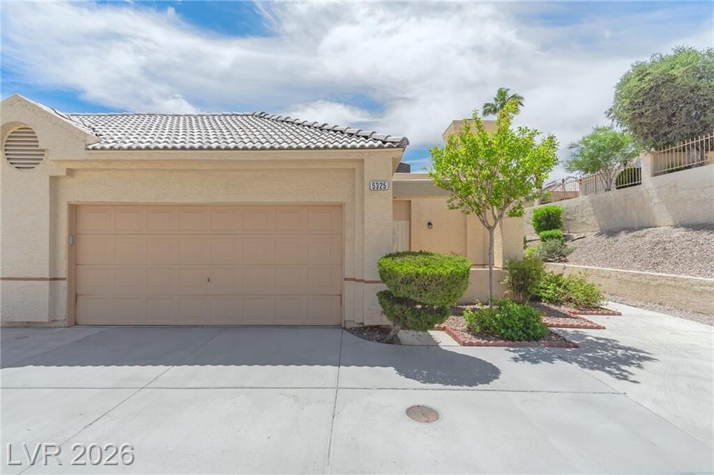 Property Photo:  5325 Swallowtail Court  NV 89107 