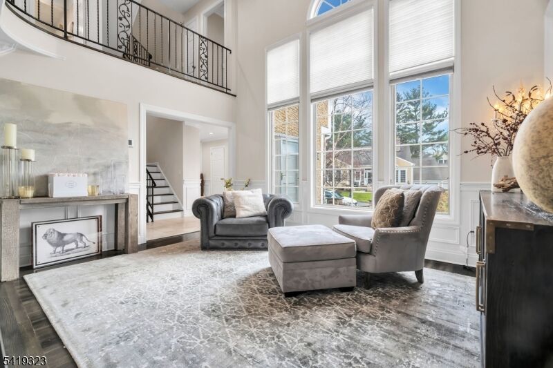 Property Photo:  1 Rolling Hill Ct  NJ 07940 