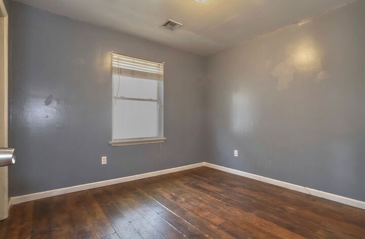 Property Photo:  63 Hobson St  NJ 07112 