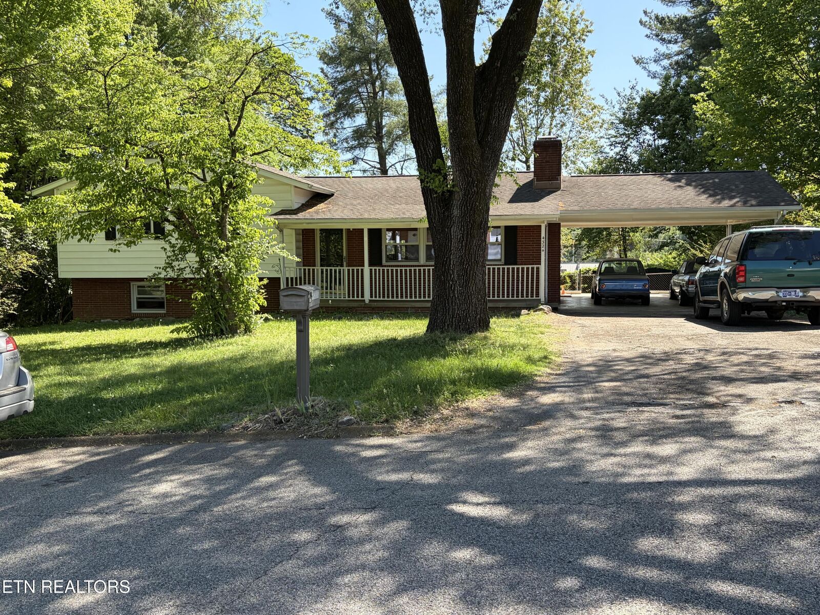 Property Photo:  4324 Royalview Rd  TN 37921 