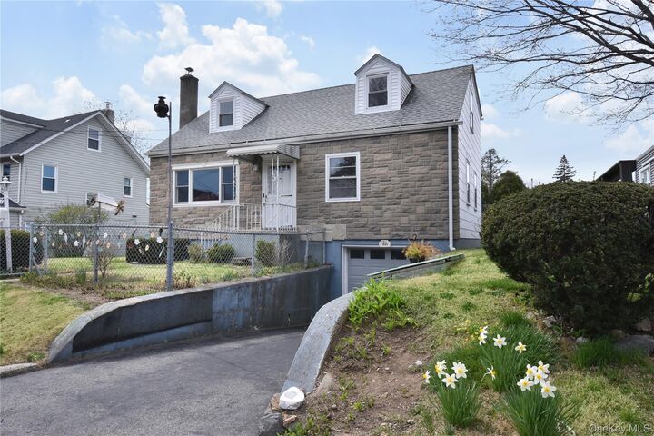 Property Photo:  355 Upland Avenue  NY 10703 
