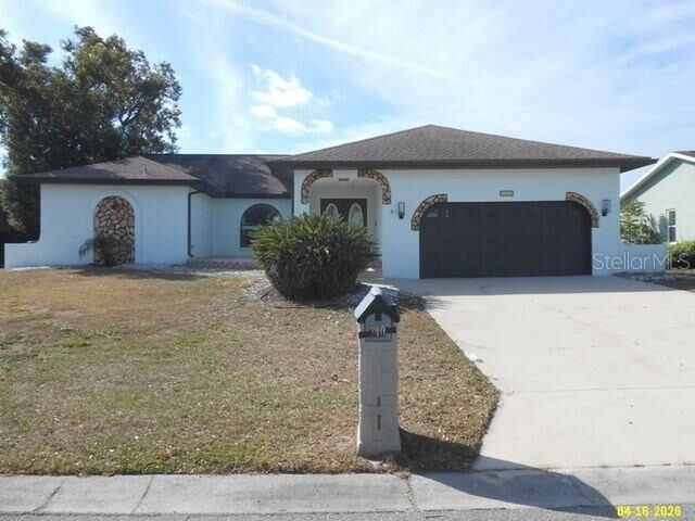 Property Photo:  710 Eagle Lane  FL 33572 