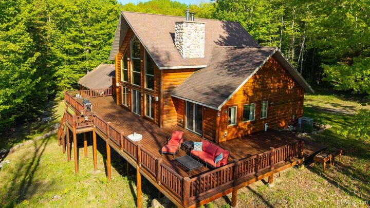Property Photo:  28278 E Fence Lake Road  MI 49861-9106 