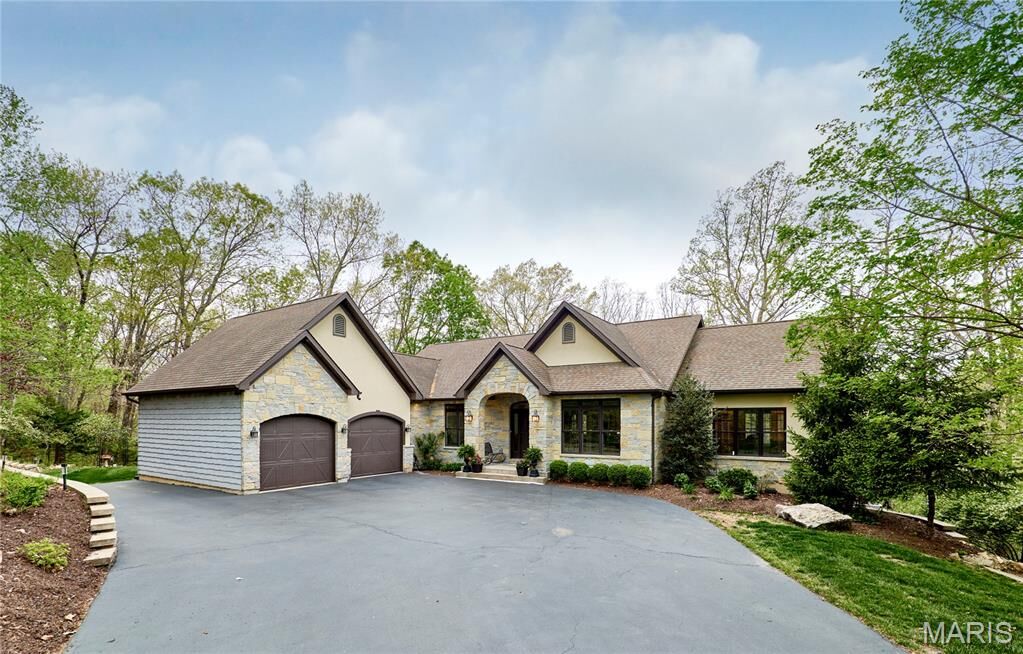 Property Photo: 1275 Diamond Valley Drive MO 63049