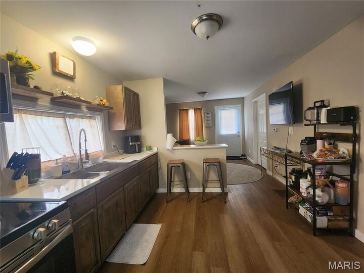 Property Photo: 1261 State Street IL 62002