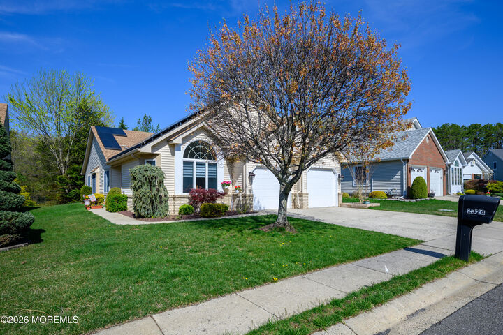 Property Photo:  2324 N Chanticleer Court  NJ 08755 