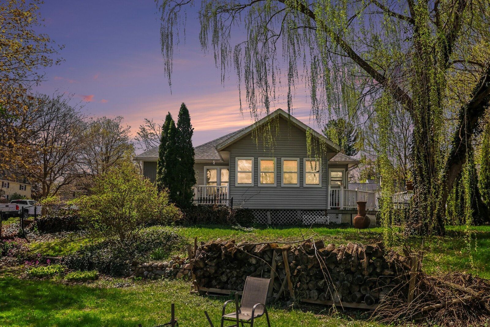 Property Photo:  326 W Chart Street  MI 49080 