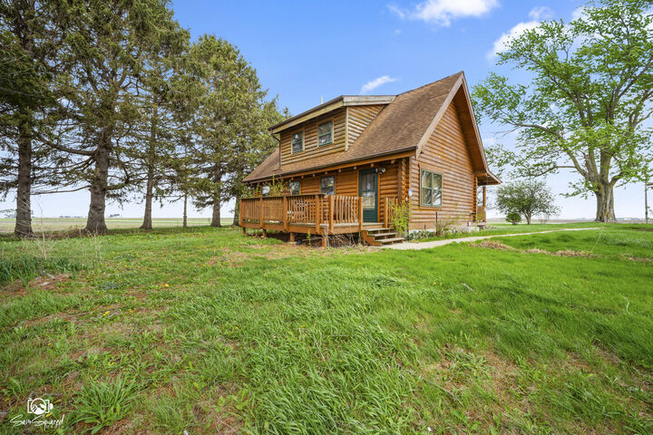Property Photo:  1235 N 1450 East Road  IL 60955 