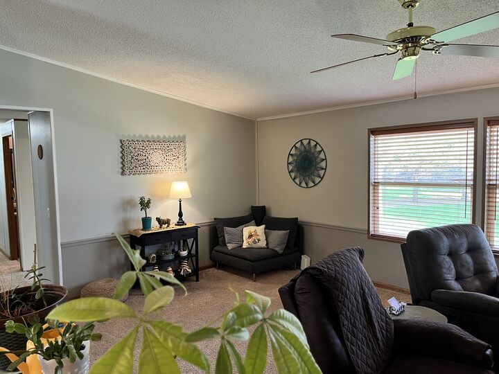 Property Photo:  408 E Wood Lane  IL 61008 