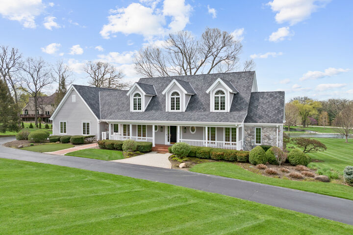 Property Photo:  3916 Windmere Lane  IL 60051 