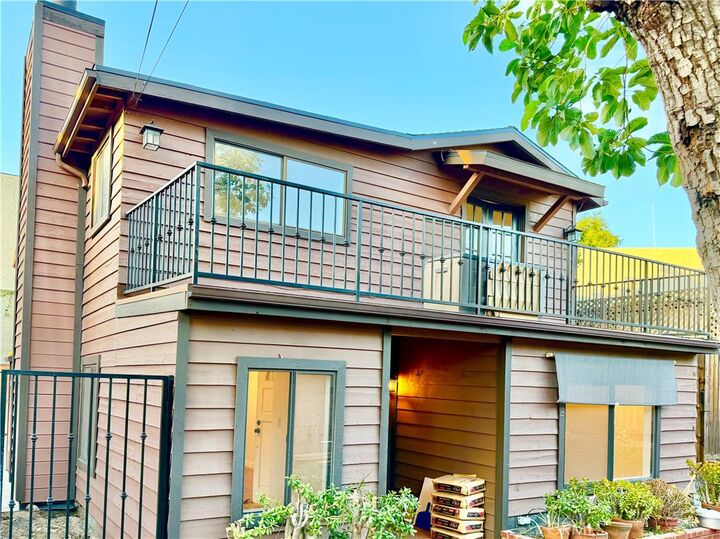 Property Photo:  2717 Mary Street  CA 91214 