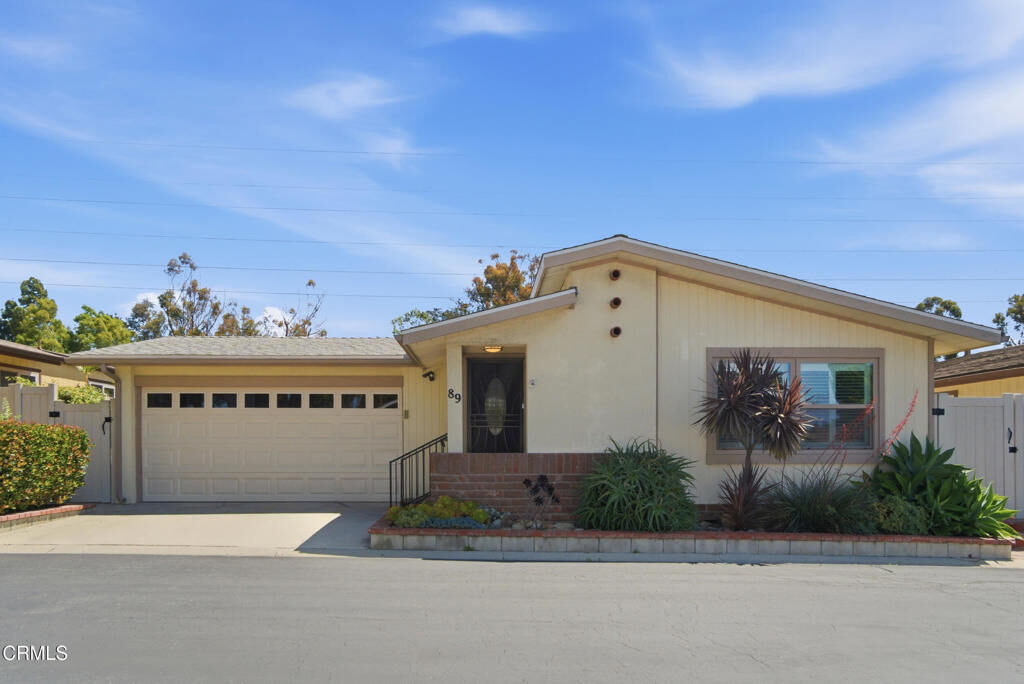 Property Photo: 1220 Johnson Drive 89 CA 93003