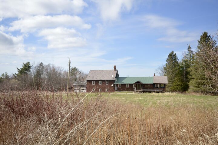 Property Photo:  118 North Road  ME 04932 