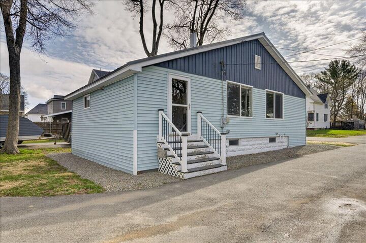 Property Photo:  22 Lane Street  ME 04401 