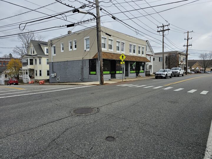 Property Photo:  446 Main Street  ME 04083 