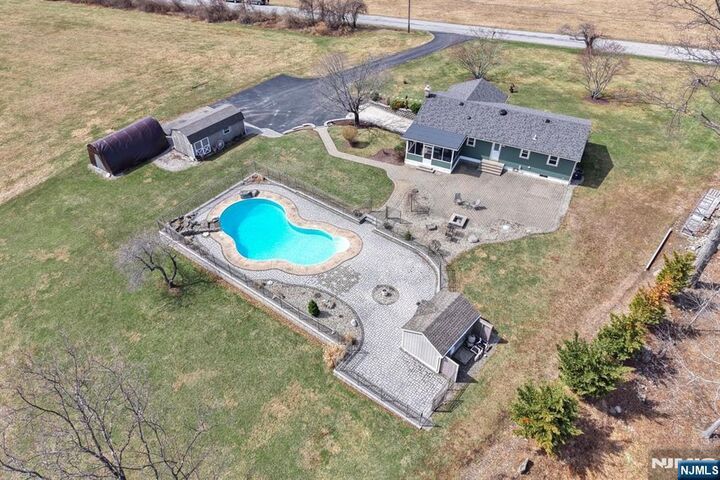 Property Photo:  120 Mudtown Road  NJ 07461 