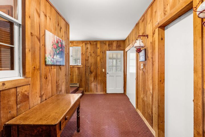 Property Photo:  6 Sirod Road  NH 03087 