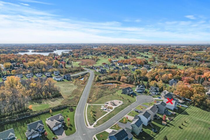 Property Photo:  1305 Meadow Court  MN 55379 