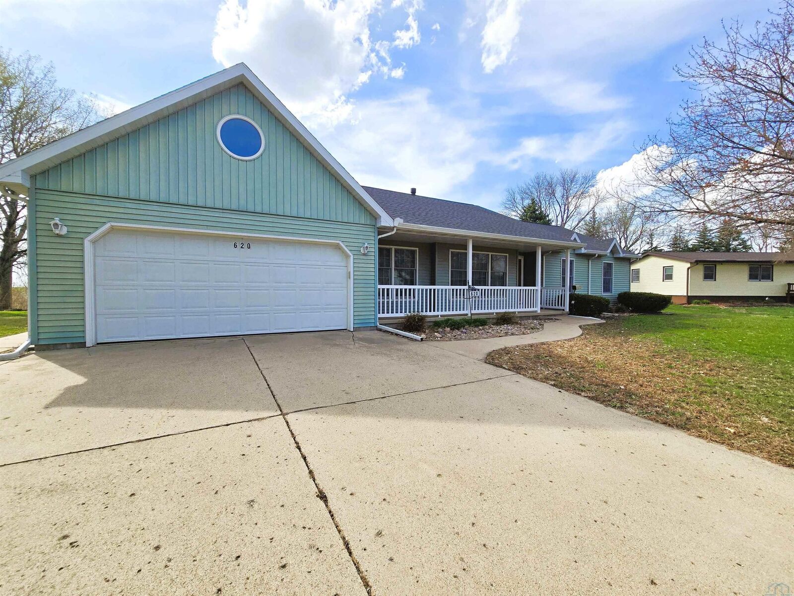 Property Photo:  620 Steinhoff Ave  IA 51026 