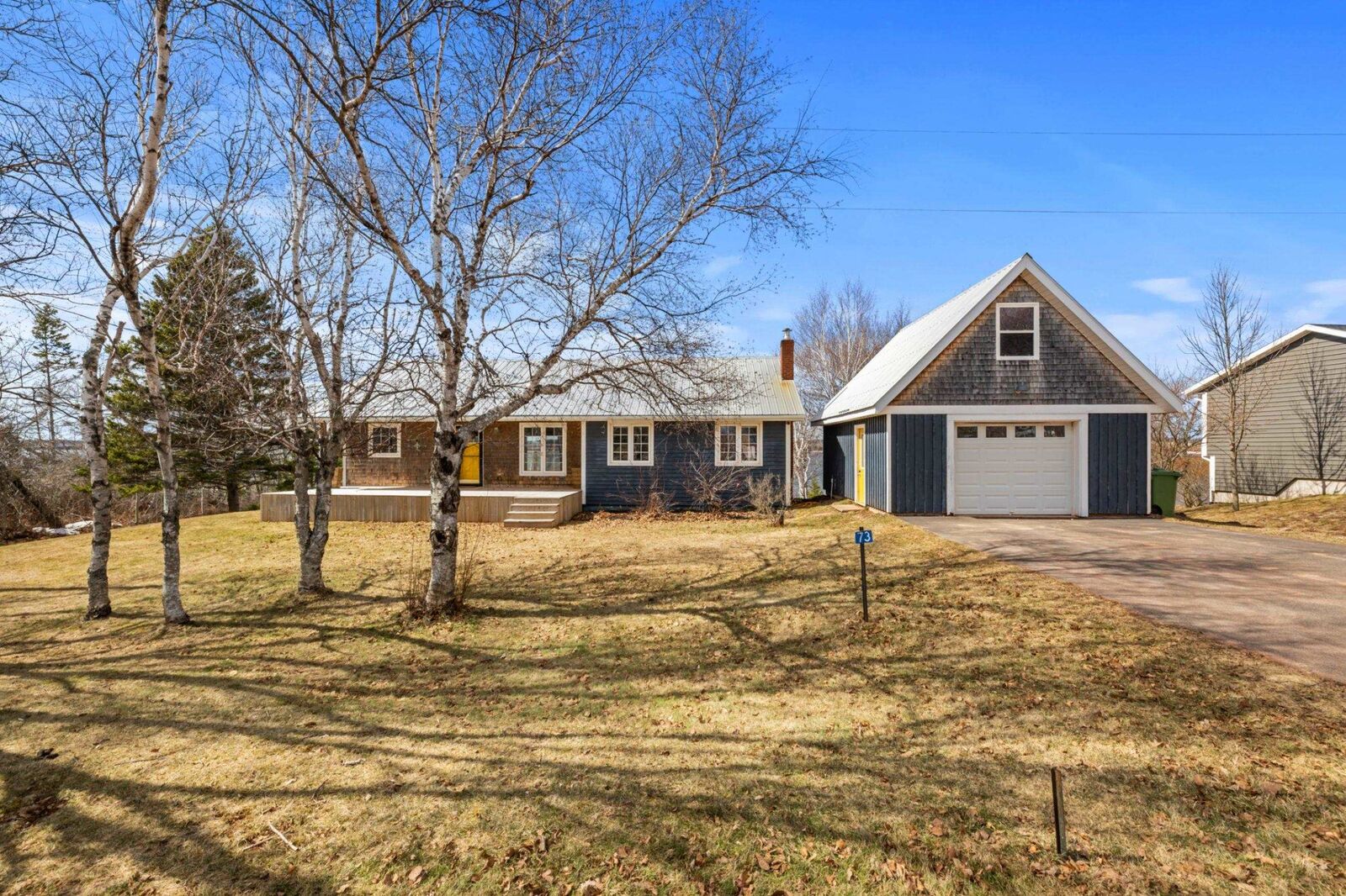 Photo de la propriété:  73 Riverbank Drive  PE C1B 3E7 