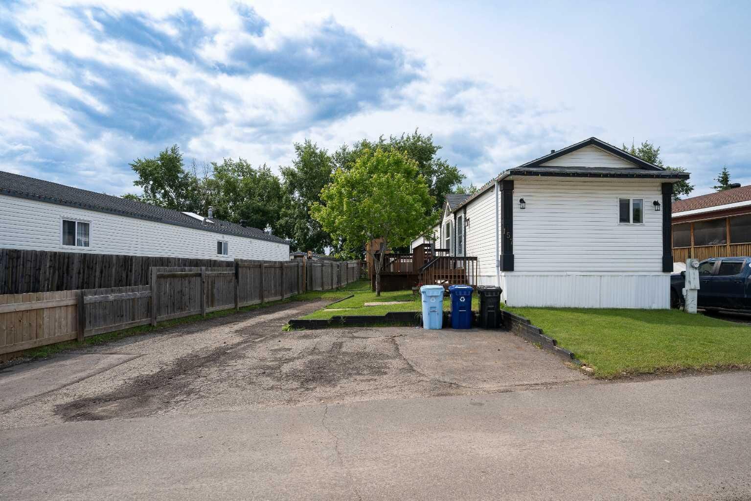 Property Photo: 157 Grandview Crescent AB T9H 4X5