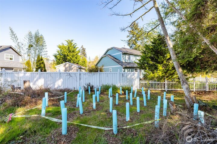 Property Photo:  1815  Ohio Avenue  WA 98221 
