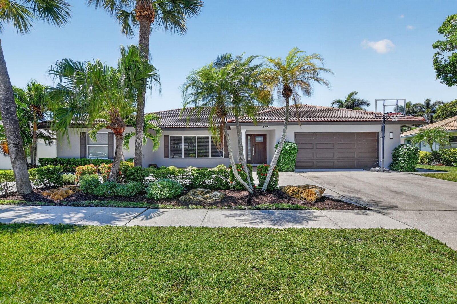 Property Photo:  650 SW 16th Street  FL 33486 