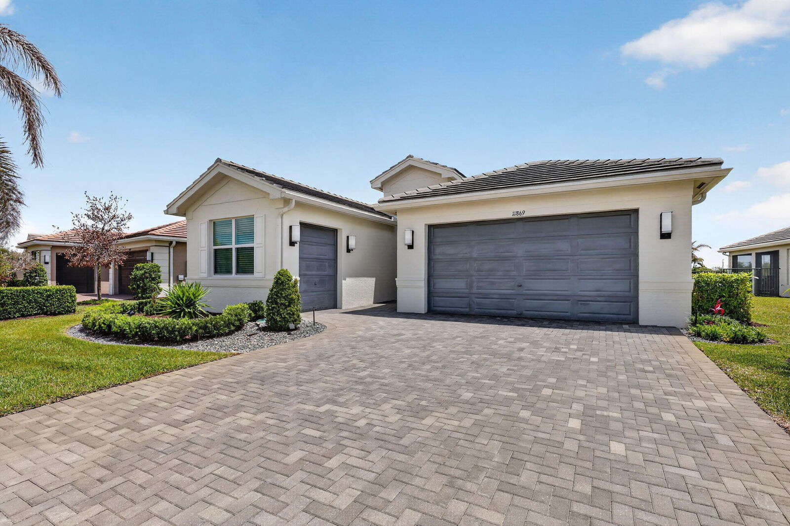Property Photo:  11869 SW Poseidon Way  FL 34987 
