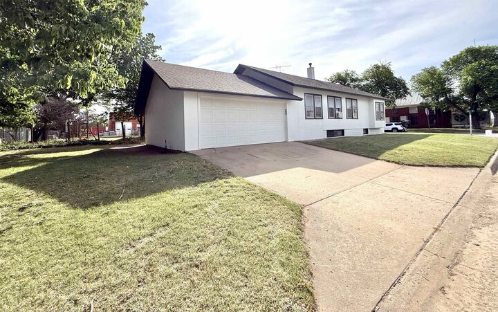 Property Photo: 142 W Ave B KS 67009