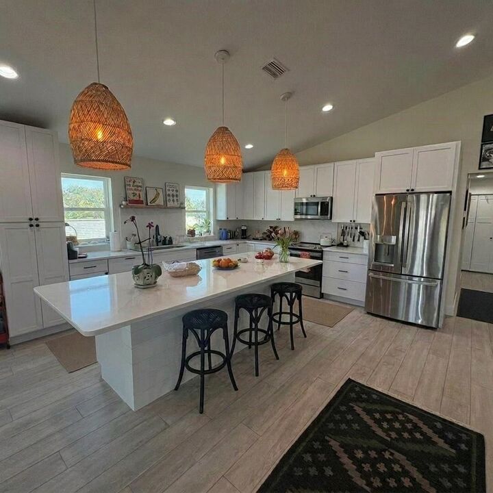 Property Photo:  221 Desoto Rd  FL 32080 