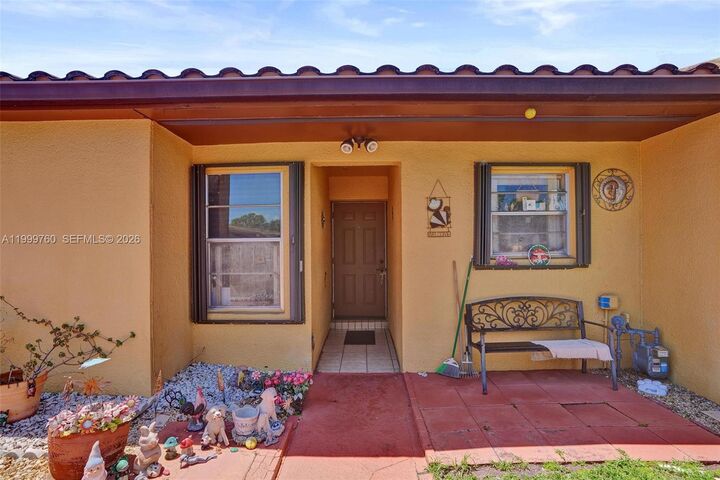 Property Photo: 8618 SW 148th Pl FL 33193