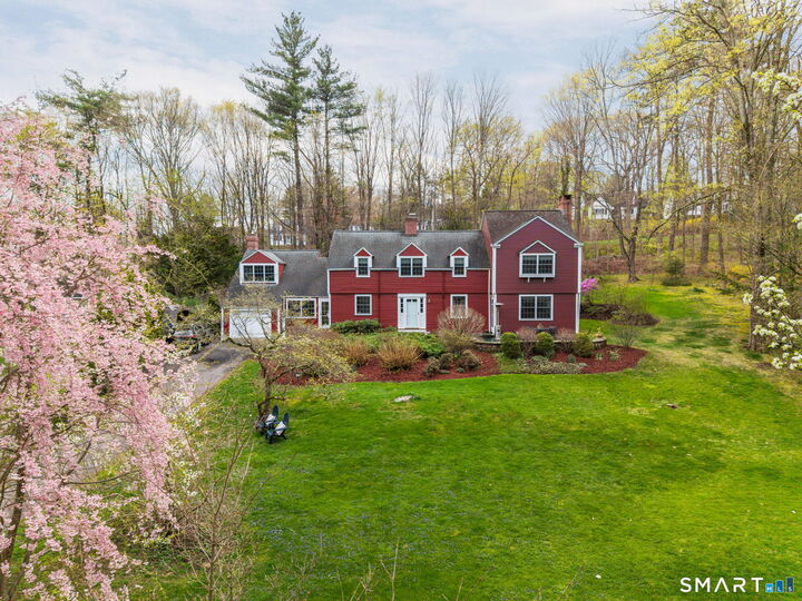 Property Photo:  15 Ten Acre Lane  CT 06107 