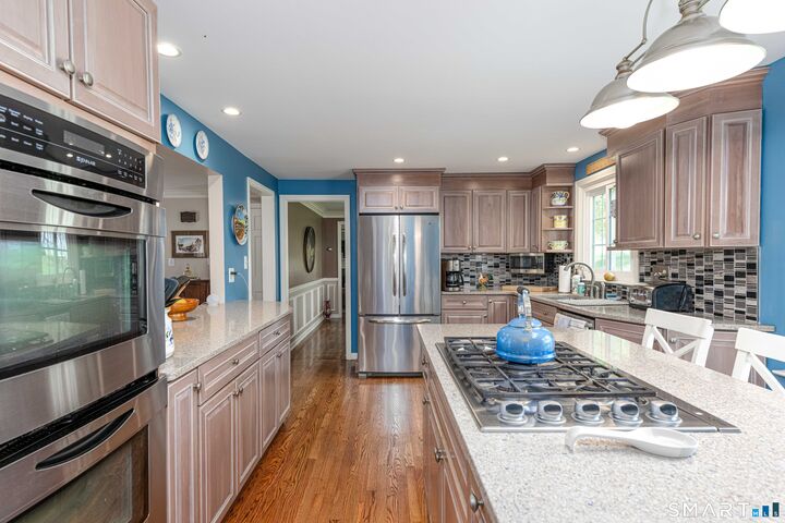 Property Photo: 118 Rolling Ridge Road CT 06518
