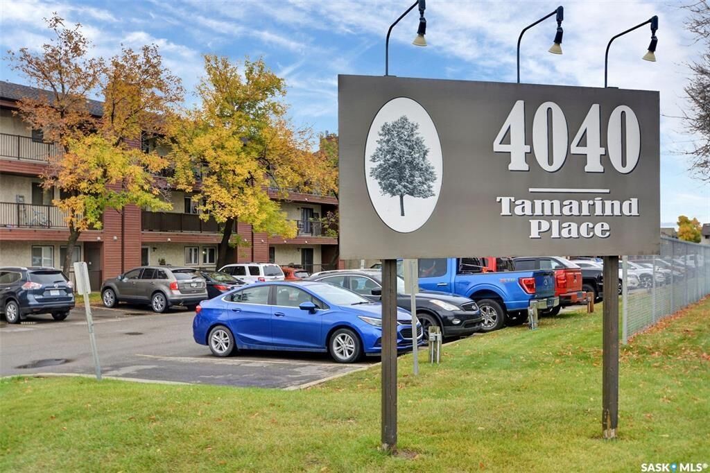 Property Photo: 4040 8th Street E 115A SK S7H 5L4
