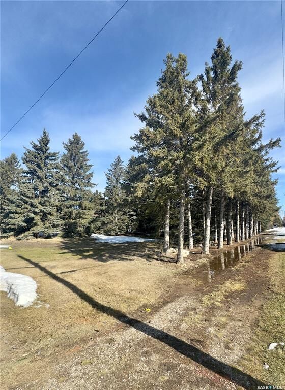 Property Photo:  315 2nd Street  SK S0K 4R0 
